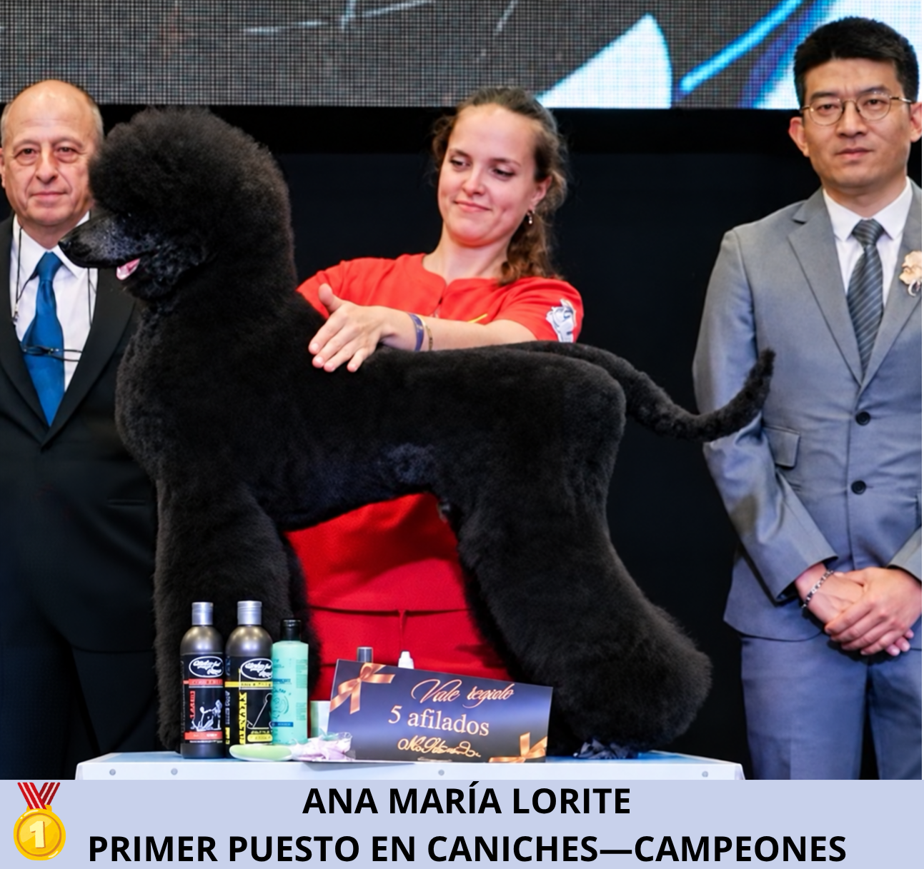 Ana María Lorite - Primer puesto Caniches Campeones